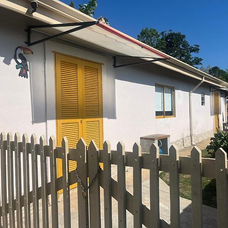 Casa Amarela , Perto Do Centro De Sto Antonio Do Pinhal Villa Santo Antônio do Pinhal Екстериор снимка