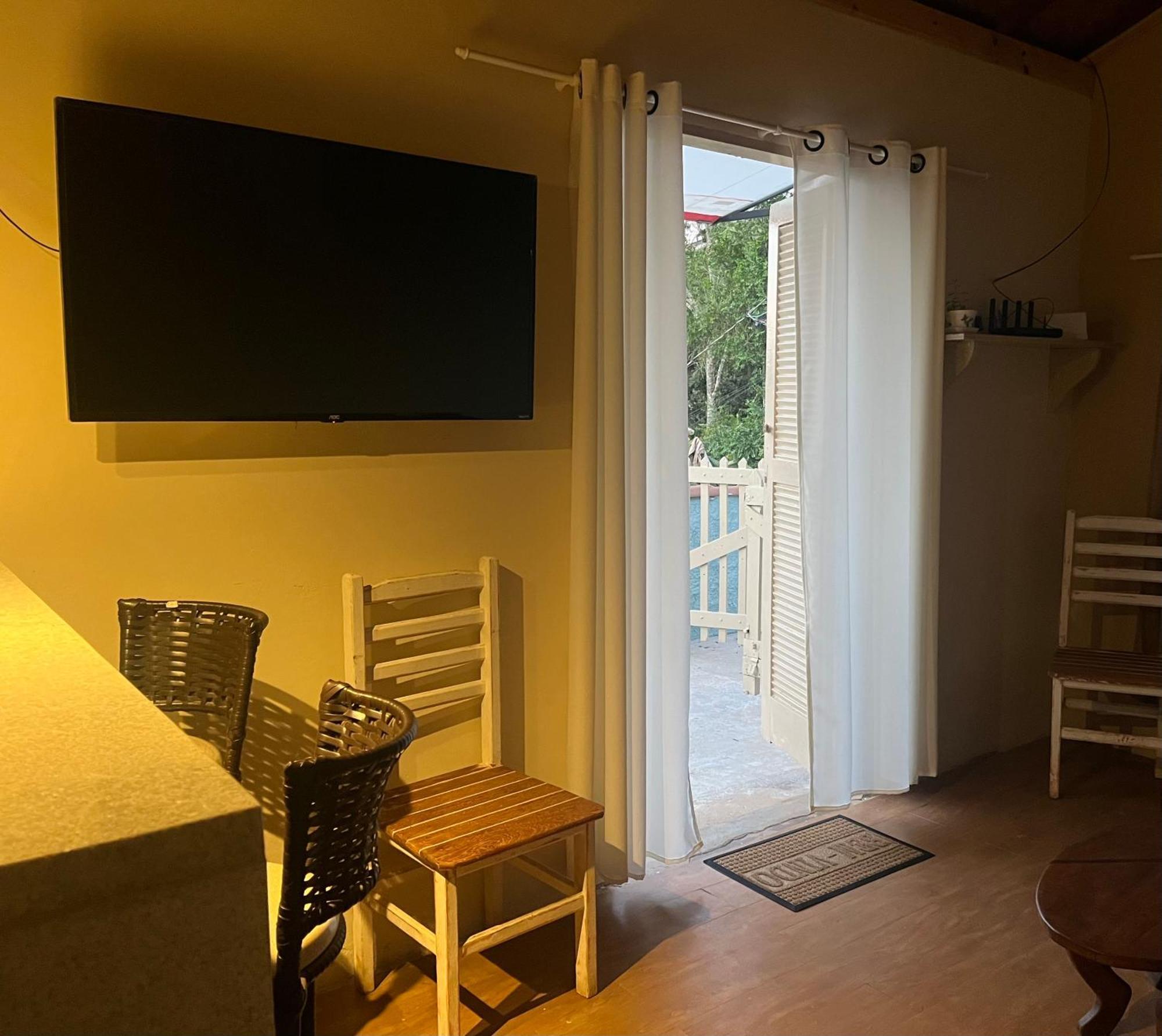 Casa Amarela , Perto Do Centro De Sto Antonio Do Pinhal Villa Santo Antônio do Pinhal Екстериор снимка